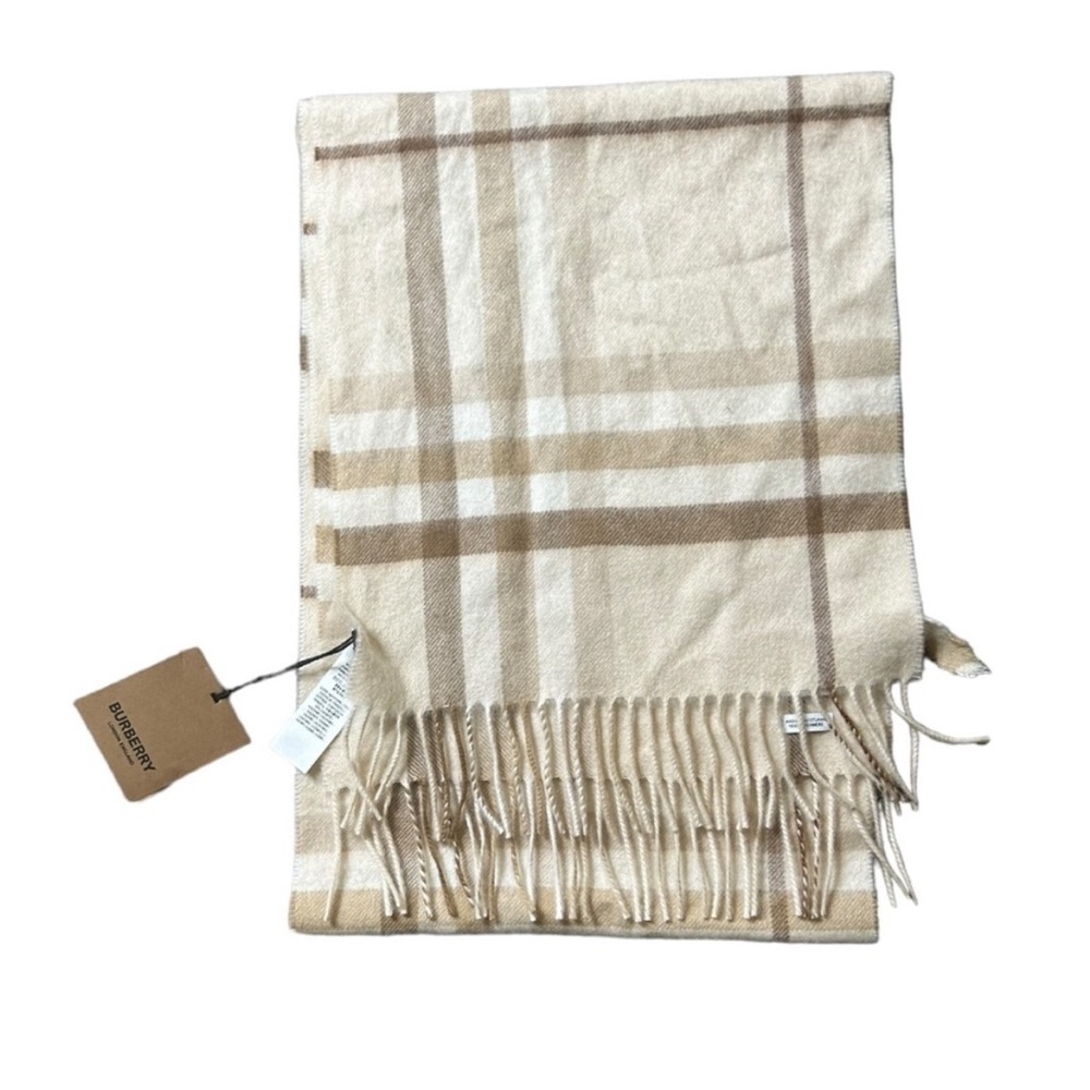 NWT Burberry TARTAN GIANT CASHMERE SCARF IN BEIGE,WHITE ( DEFECT) - Picture 6 of 9